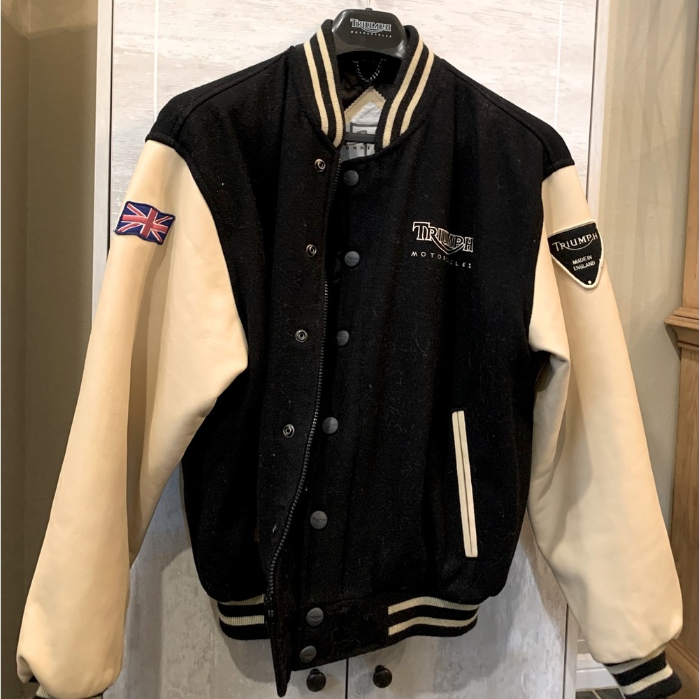 TRIUMPH Motorcycle Jacket Women’s Small Beige sleeves black woolnylon blend body